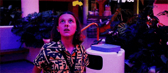 Aggregate more than 84 gif wallpaper stranger things best - in.cdgdbentre